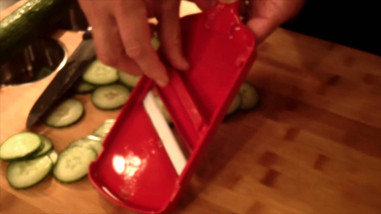 OpenSky: Ming Tsai demos the Kyocera Adjustable Slicer