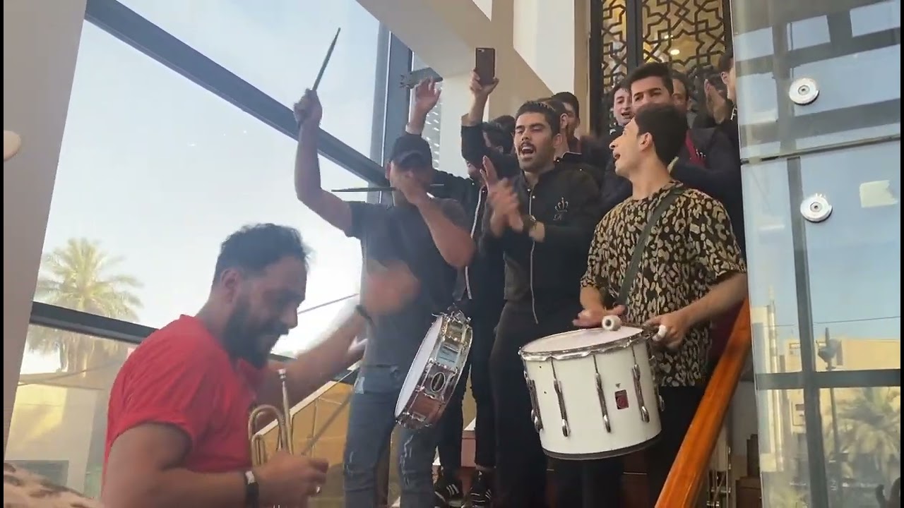 عزف وكولات مع الفرقة الشعبية البغدادية في بغداد