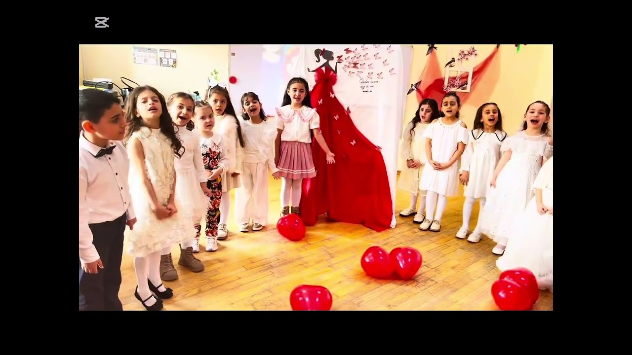 1 Ç sinfinin 8 Mart tədbirindən video çarx💕