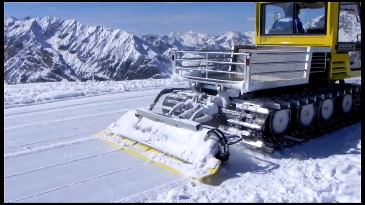 A new Snow Rabbit 3 snow groomer