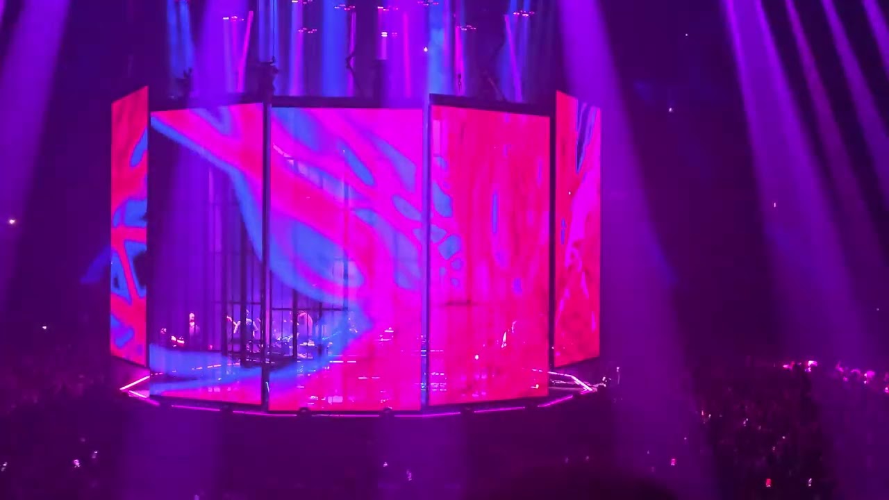 jigsaw falling into place - radiohead madrid nov 5th 2025