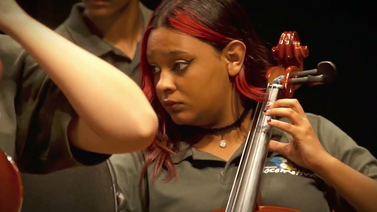 Medley We Will / Smoke on the Water | DVD Orquestra Locomotiva
