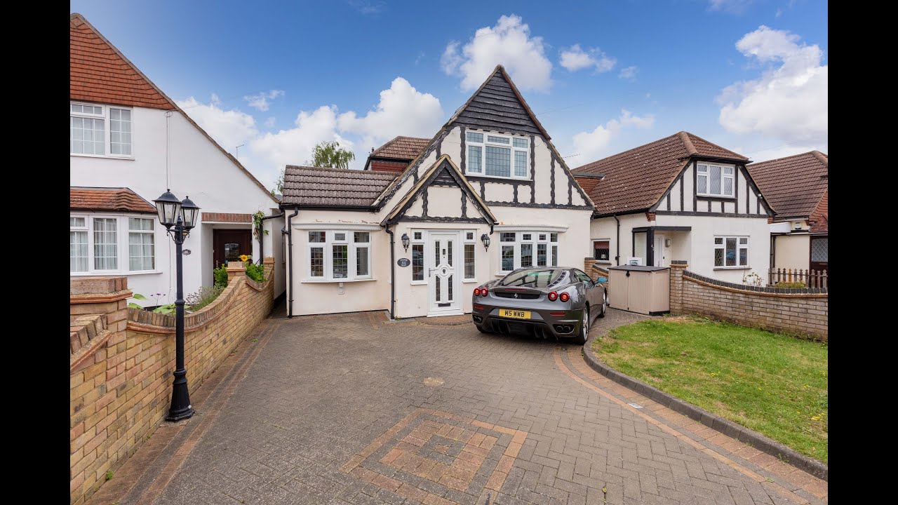 Tudor Way - W Drayton