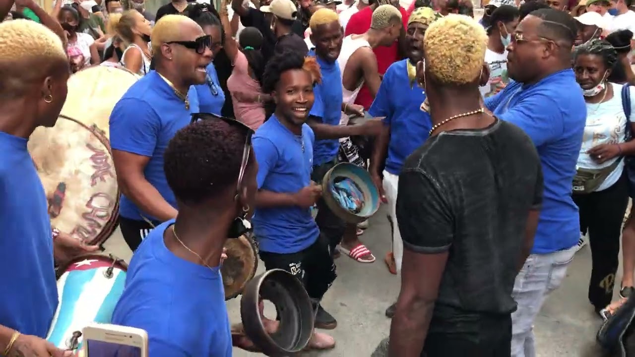 Conga comparsa in Havana part 2