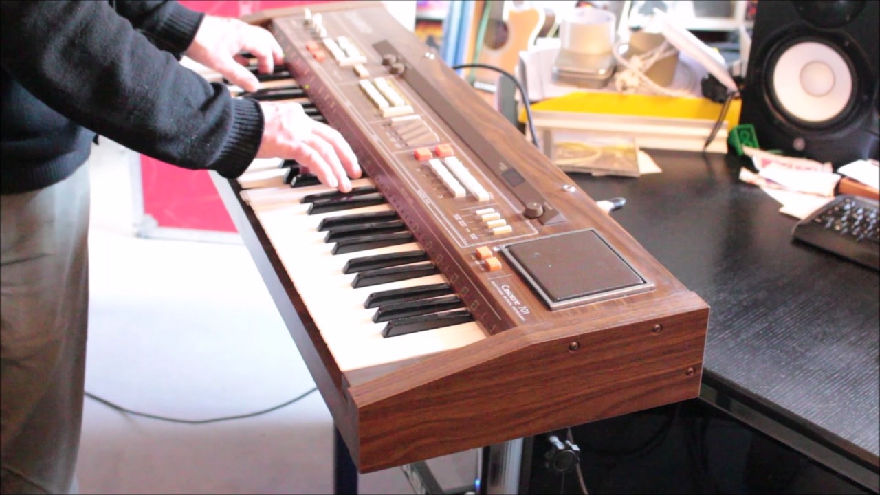 Casio Casiotone 701 - Analog Synthesizer / Keyboard (ca. 1980)