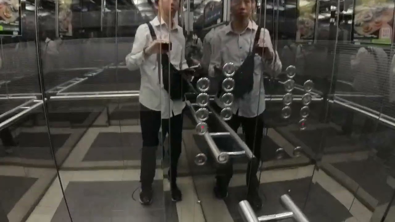 Modded Goldstar Elevator/ Lift at Wisma Iwi, Jakarta