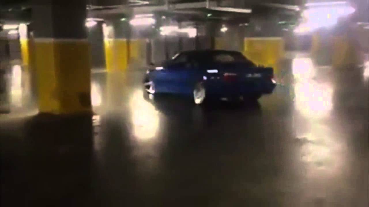 Harun Taştan vs &Uuml;nal Turan   Kapalı Otopark Drift