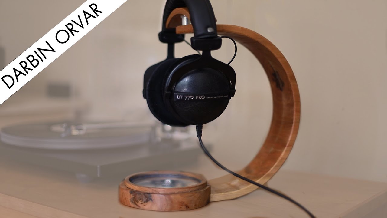 DIY Stylish Curved Headphone Stand