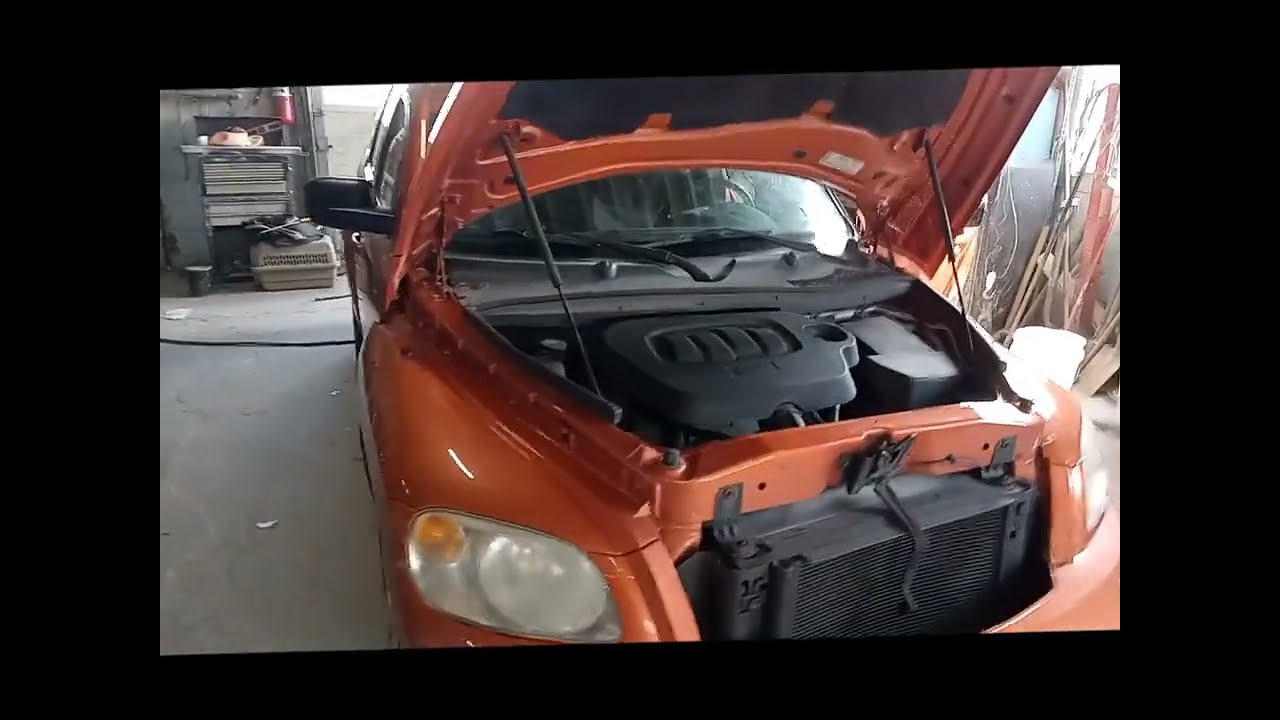 Где находится аккумулятор Chevy HHR и как его прикурить