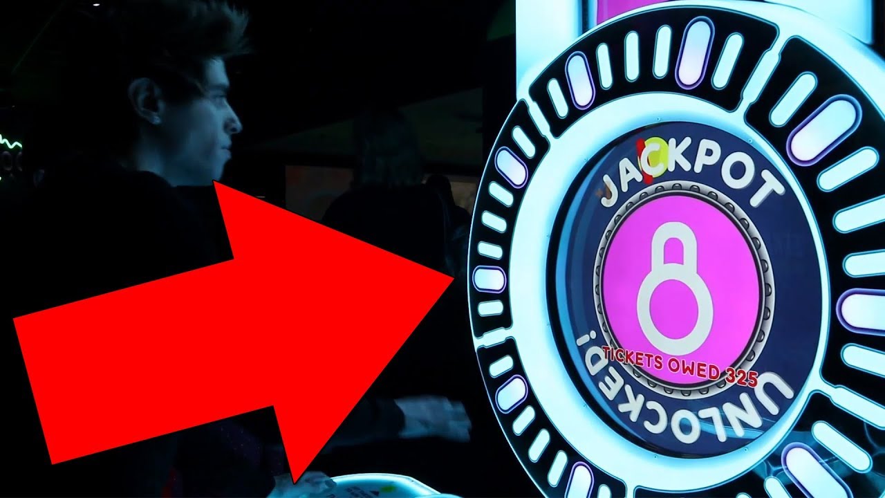 I POPPED THE LOCK AT THE ARCADE!
