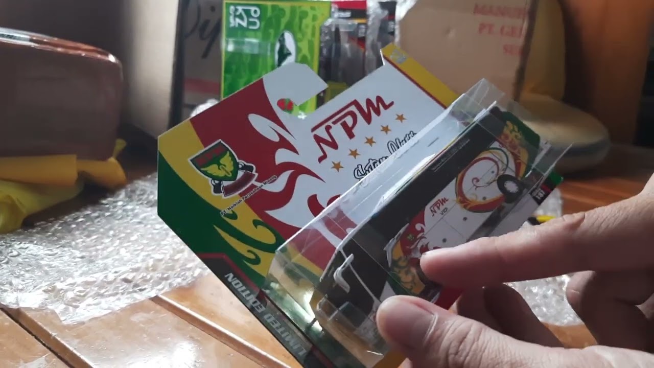4 unit Tronton & 4 unit biasa dari Armada SumBar& Jawa dari berbagai chasis & karoseri, unboxing 87