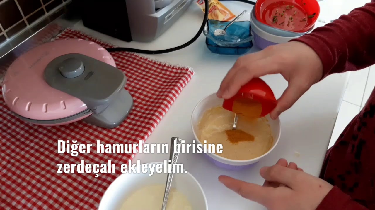 KAHVALTILARINIZA WAFFLE MAKINESINDE ENFES KREP ! BAYILACAKSINIZ..