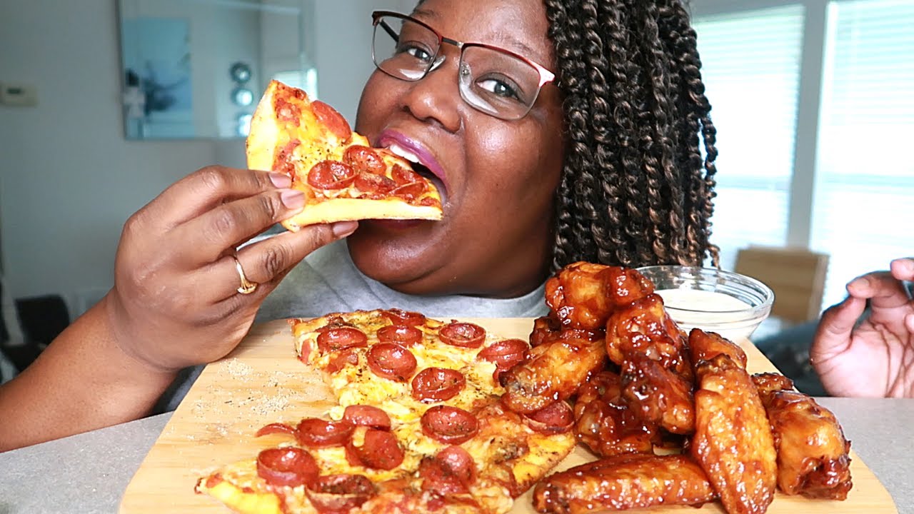 NO YEAST-2 INGREDIENT PIZZA BBQ WINGS RECIPE + MUKBANG | COOKING SOUNDS ASMR 실제 요리 소리