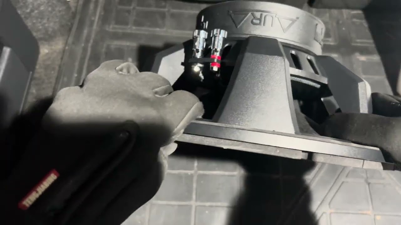 Aura Venom HD12