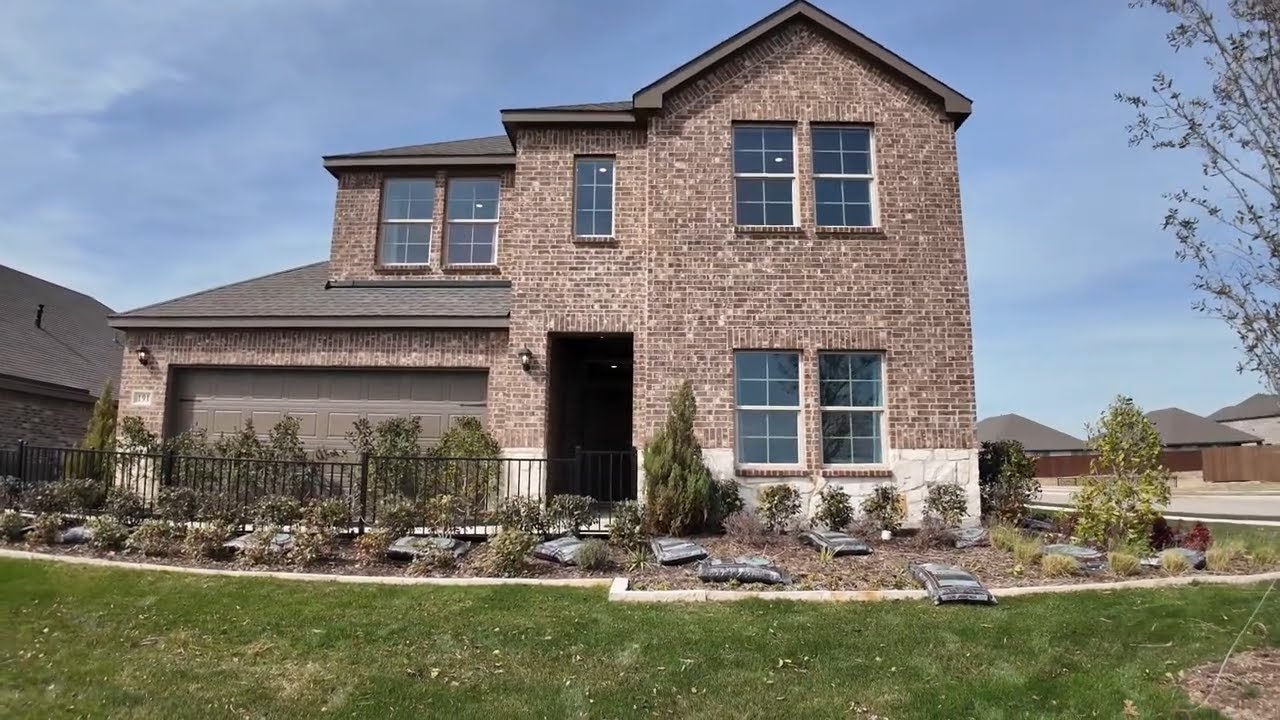 Exclusive Look: DR Horton's Latest Waxahachie Homes