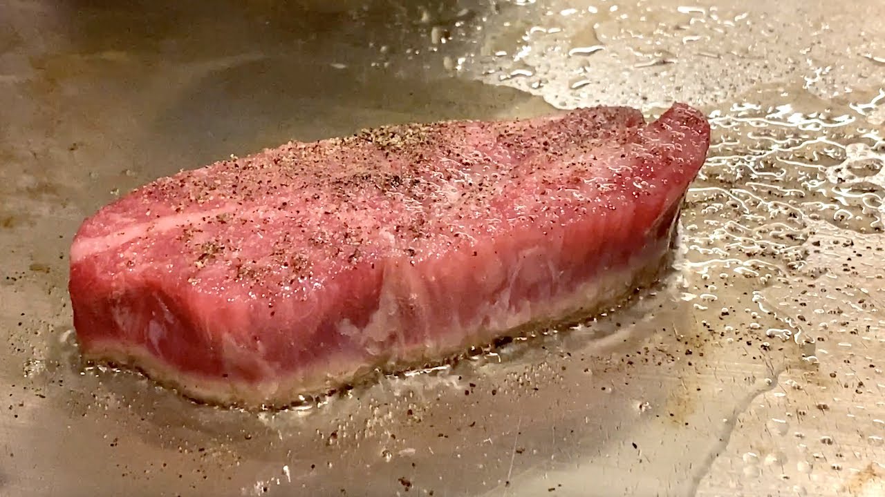 最高の肉質の黒毛和牛ステーキをリーズナブルに - 灼奏 - (ヤキイロ) 黒毛和牛サーロイン 鉄板焼き 京都