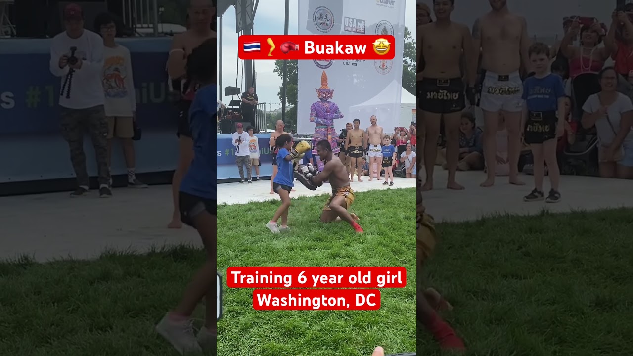 Legendary Muay Thai Champion Buakaw trains 6 year old girl at 190th Anniversary US-Thailand alliance