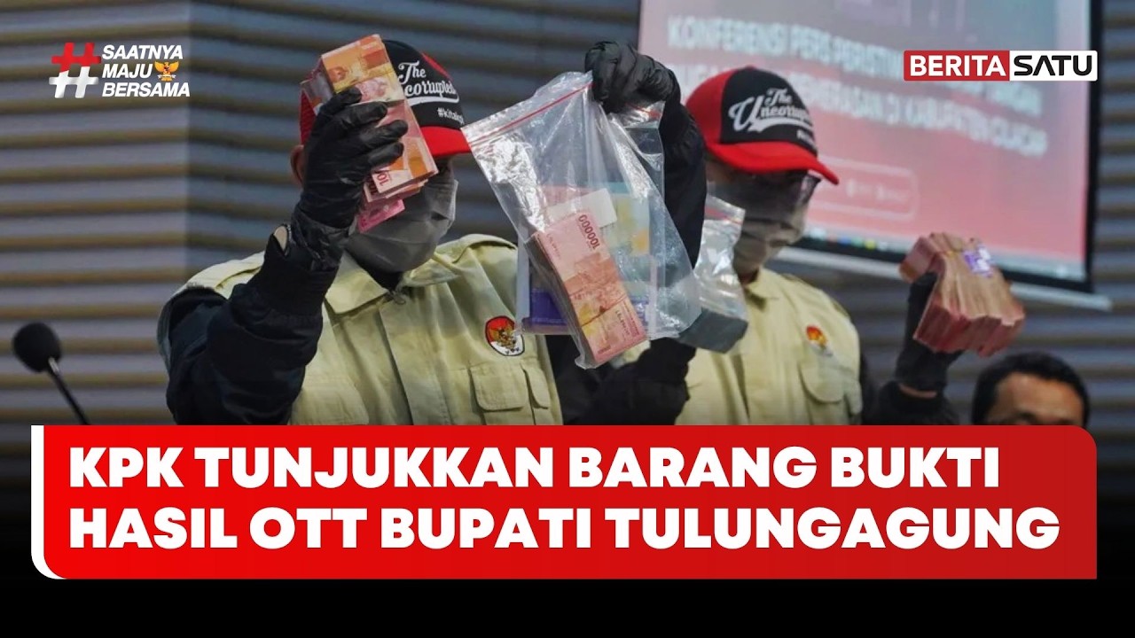 KPK Tunjukkan Barang Bukti yang Diamankan Saat OTT Bupati Tulungagung #beritasatu