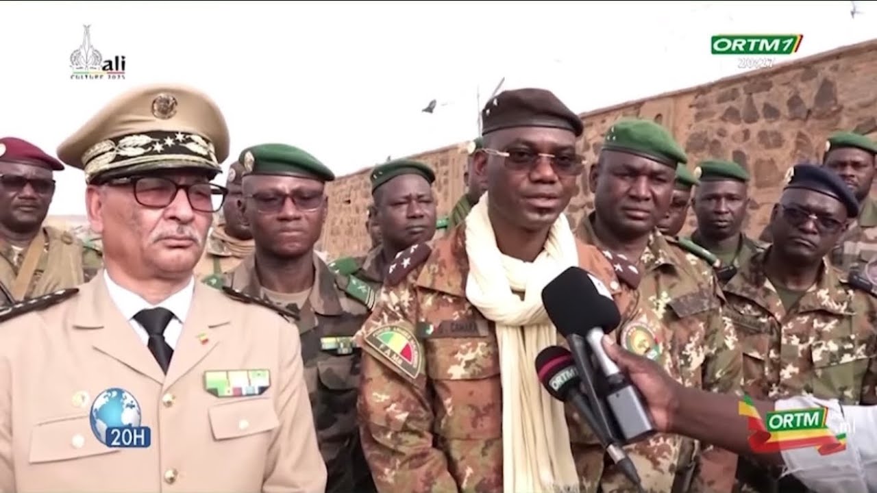 Kidal : Le ministre de la Défense, le Général Sadio Camara s’exprime devant les troupes