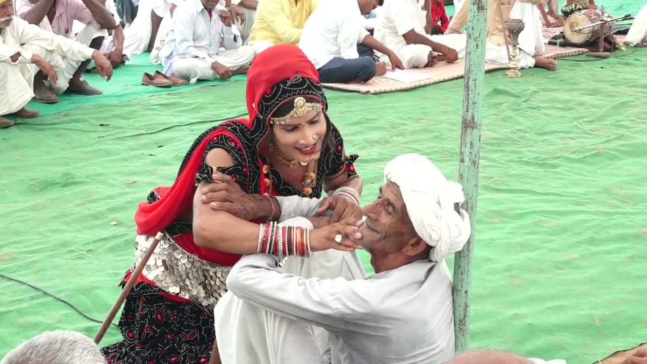छोटी सोनम गुजरी का लचकदार कमर तोड़ ठुमका || गानो लगवा दू डीजे पर | Sonam Gujari