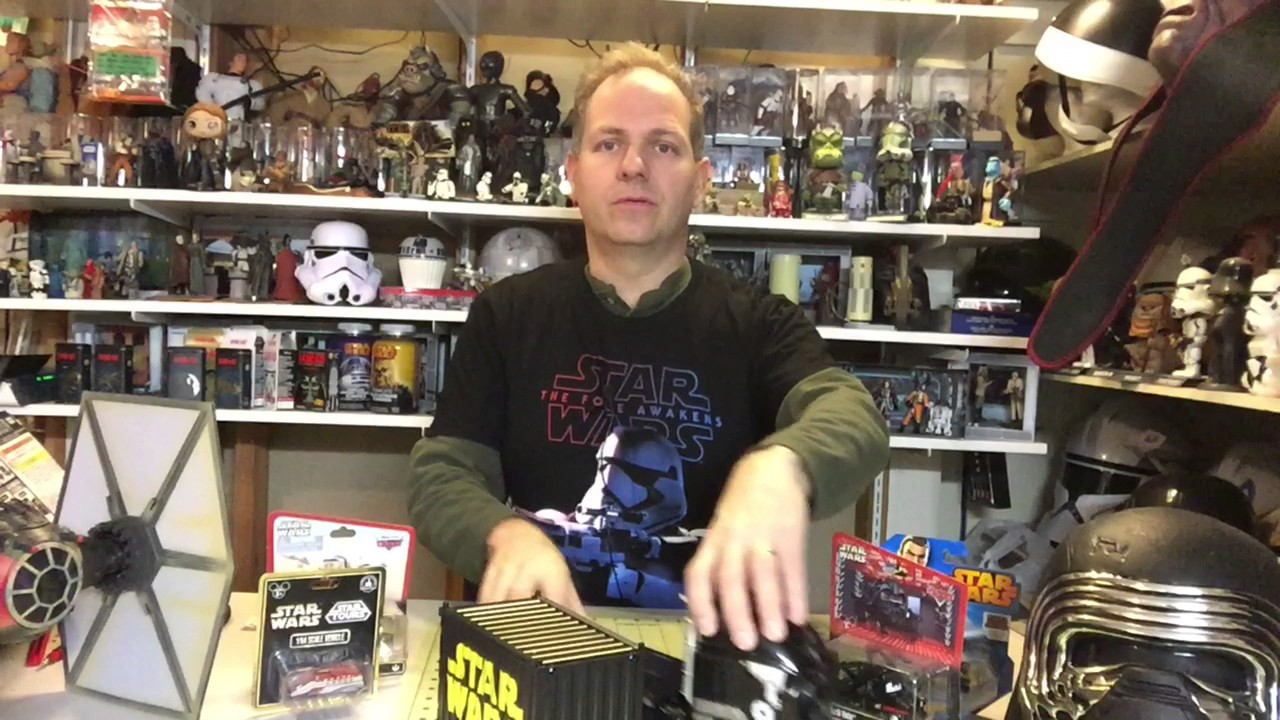 Darthtuba's Star Wars Unboxing Show 27: Japan Star Cars Vader Car Carrier Vehicle