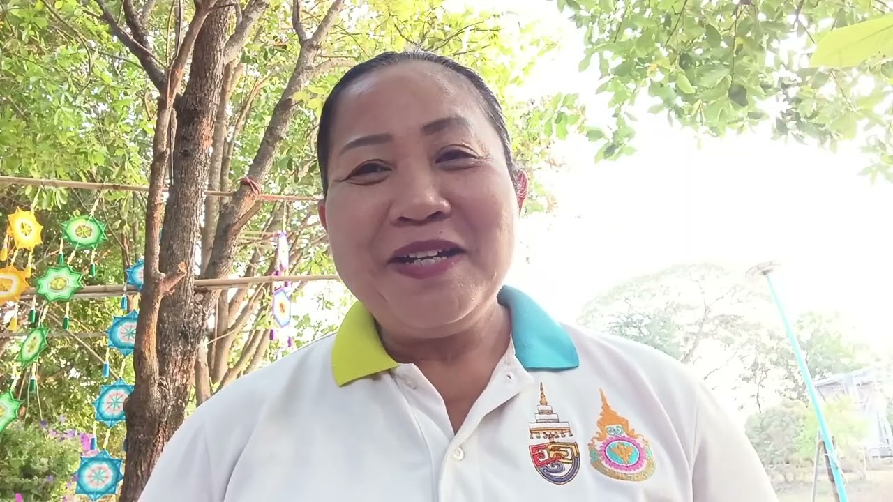 มีคนถามทำไมต้องสนับสนุนคนลาวร้องเพลง