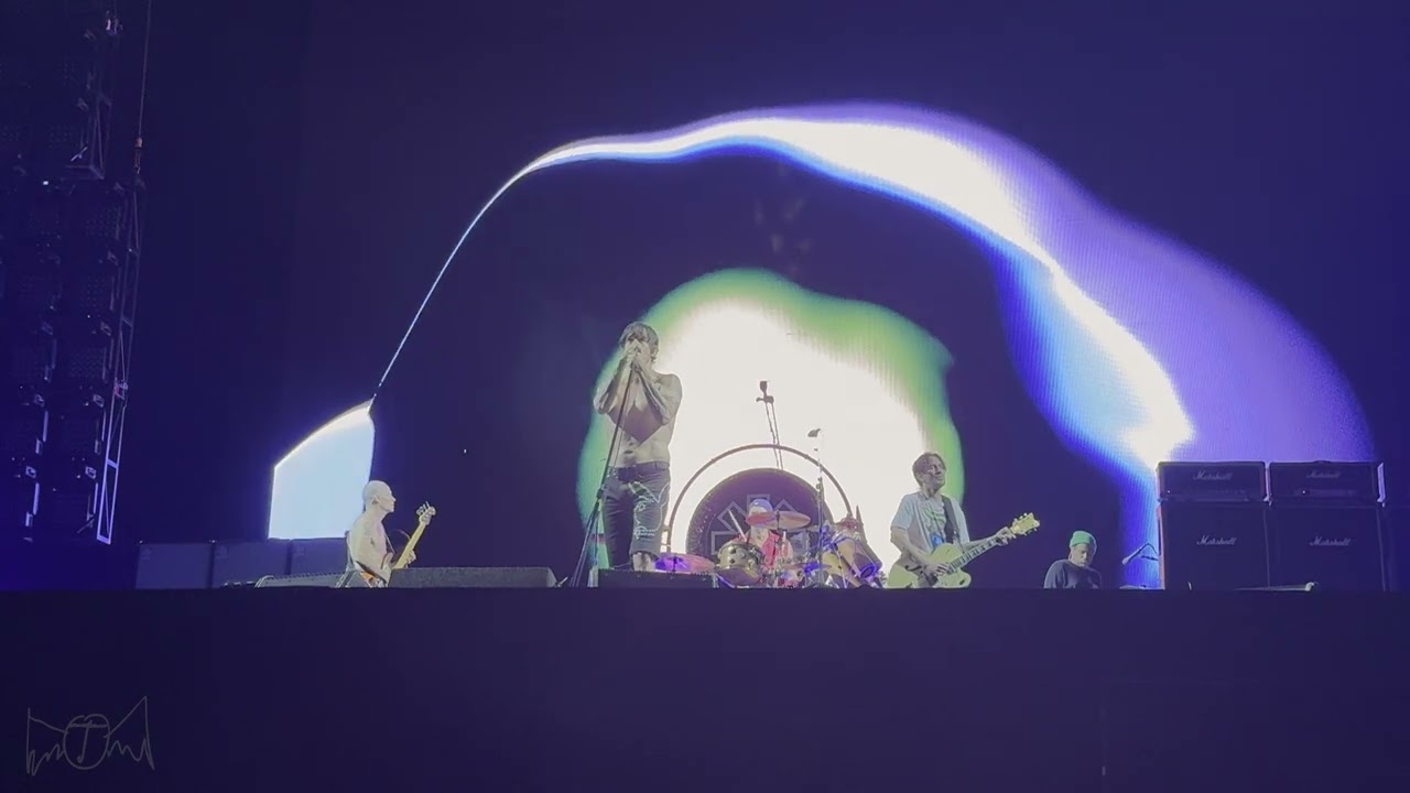 Red Hot Chili Peppers - 