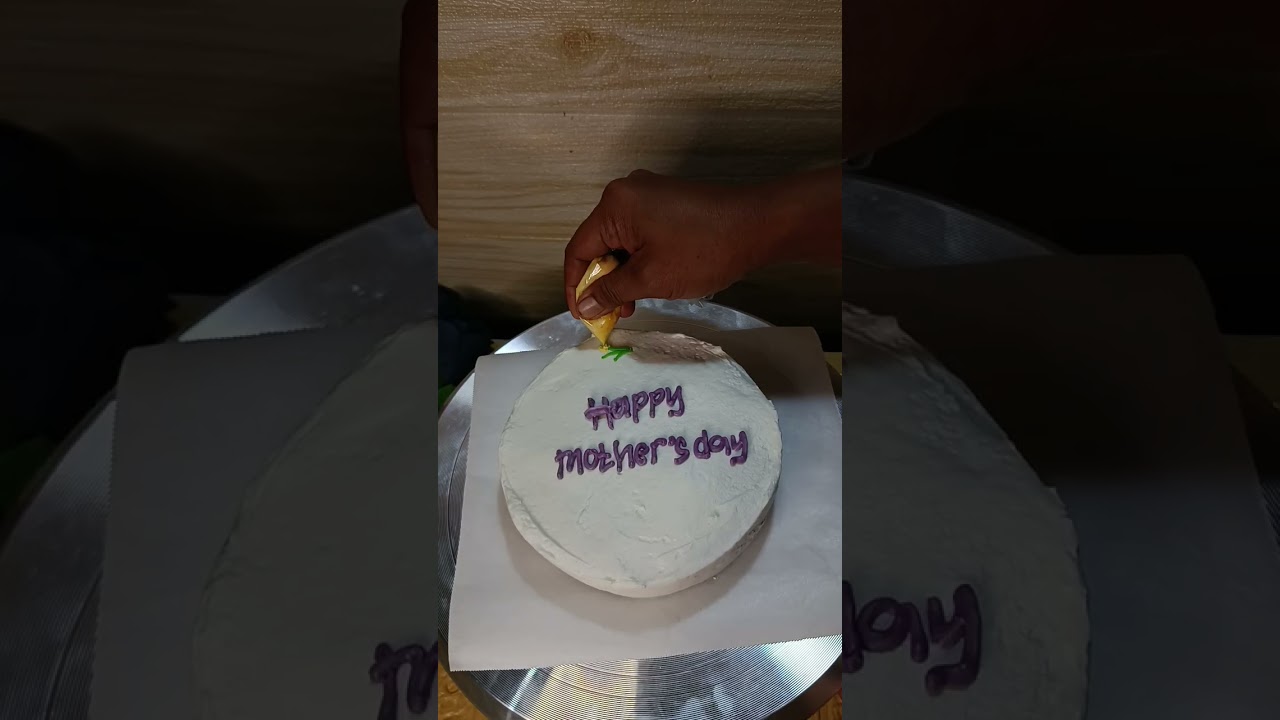 Membuat kue mini cake spesial di momen hari ibu🩷#cakecantik #minicake#hariibu#cakeultah #cakespesial