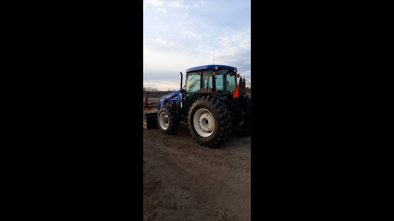 We got a new tractor! New Holland TN75