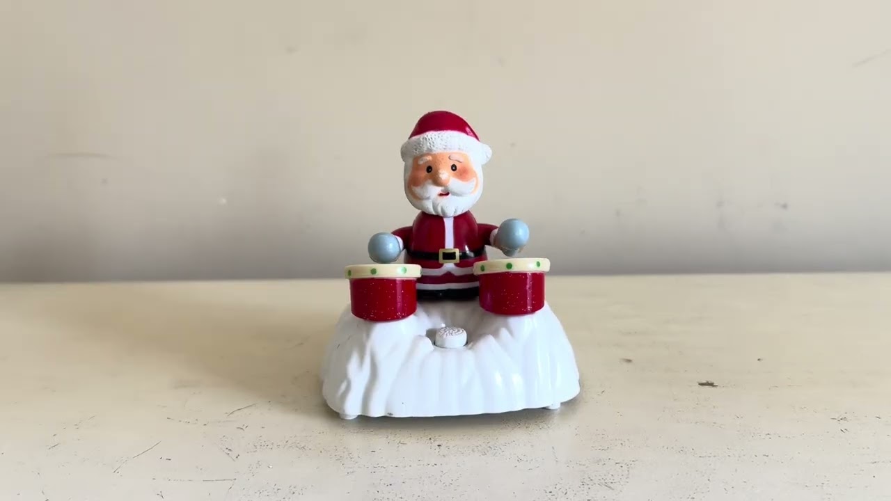 Knockoff? Early Release? Chain Fong Christmas Animated Drumming Bongo Santa Musical Playing 