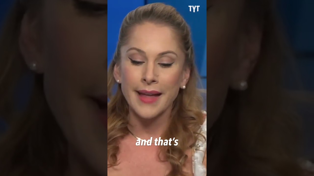 Watch Ron DeSantis Utterly Fail This Charisma Check