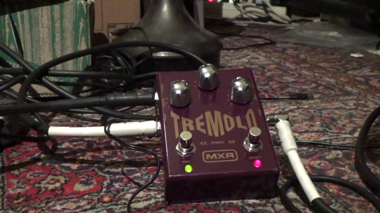 James&rsquo; MXR M159 Stereo Tremolo