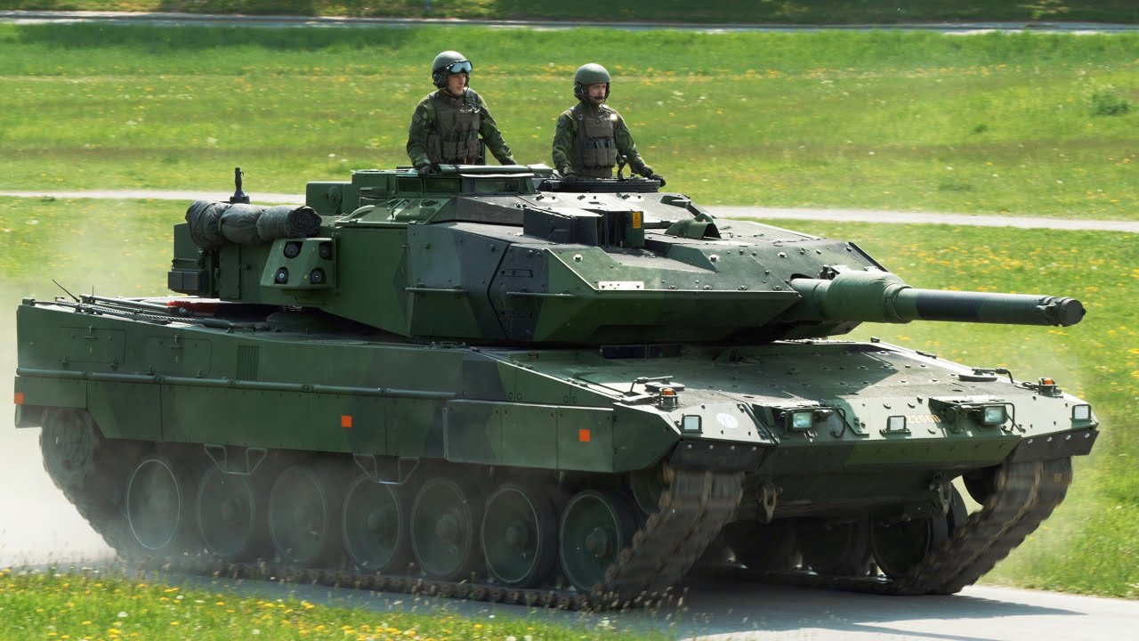Armén 500 år - Uppvisning på Gärdet i Stockholm