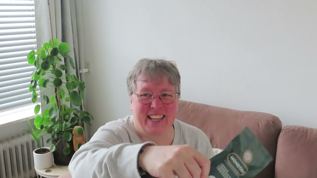 De laatste Unboxing Jouw Box mei 2025 * serieus er zit een pleister voor de mond in!