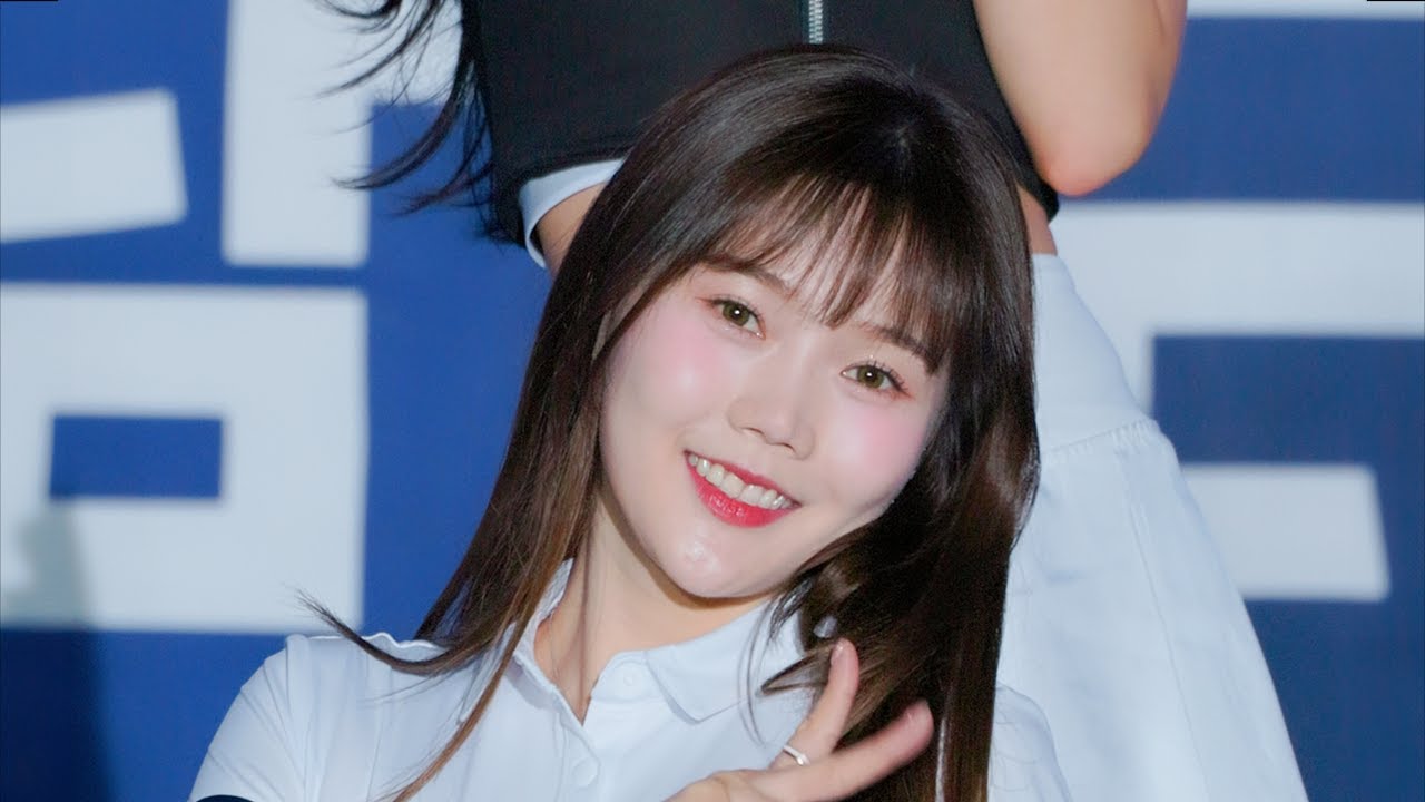 240419 오마이걸 효정 HYOJUNG : DOLPHIN(돌핀) 직캠 / fancam @ 경남도민체전 밀양 개회식 | Plumia (4K 60p)