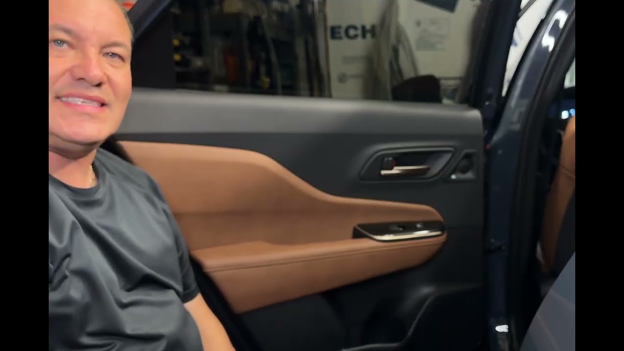 как снять дверные панели и нижние накладки на Toyota Crown 2026 года (пошаговое руководство)
