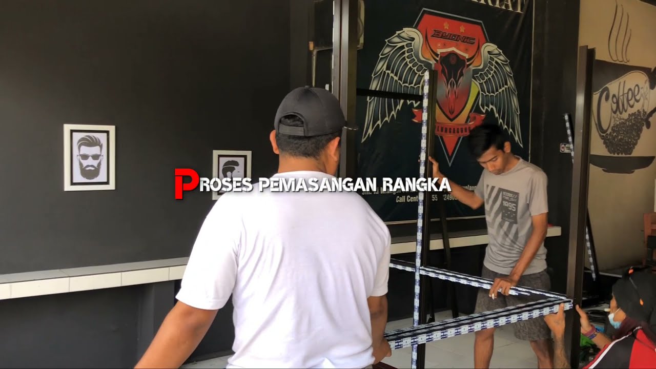 Barbershop minimalis. Warung kopi + potong rambut