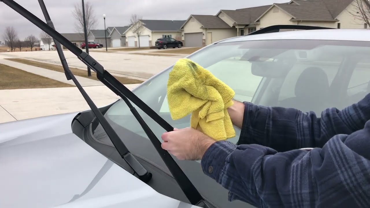 Professionally Deep Clean Windshield - Auto Detailing Series