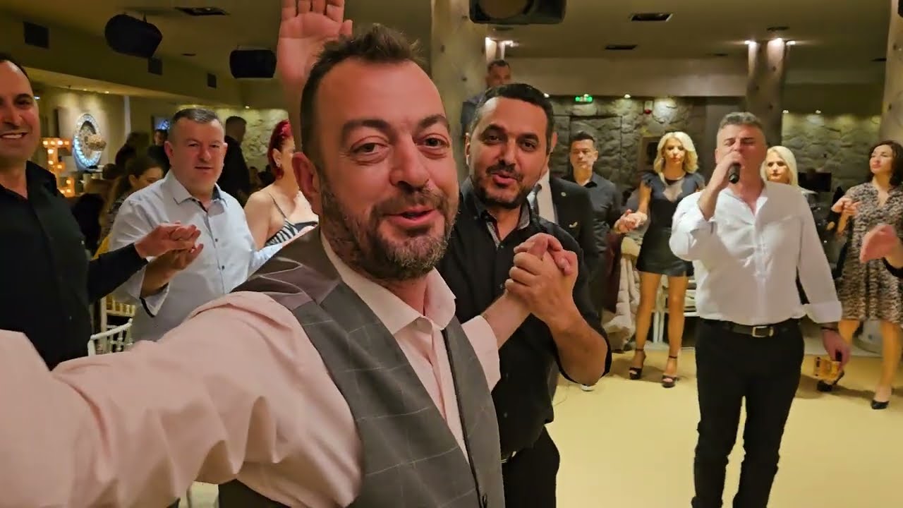 Ο Χ. Αγγελής κελαηδάει Ο Κ. Σταύρου το κλαρίνο βροντάει και οι μερακλήδες Τσίπης-Ντάκος χορεύουν!!!