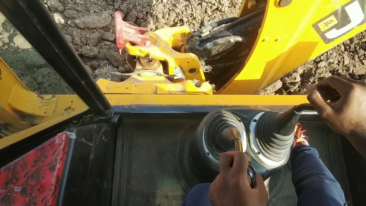 How to move KPC right and left||jcb बूम को एक साइड कैसे सरकाते है