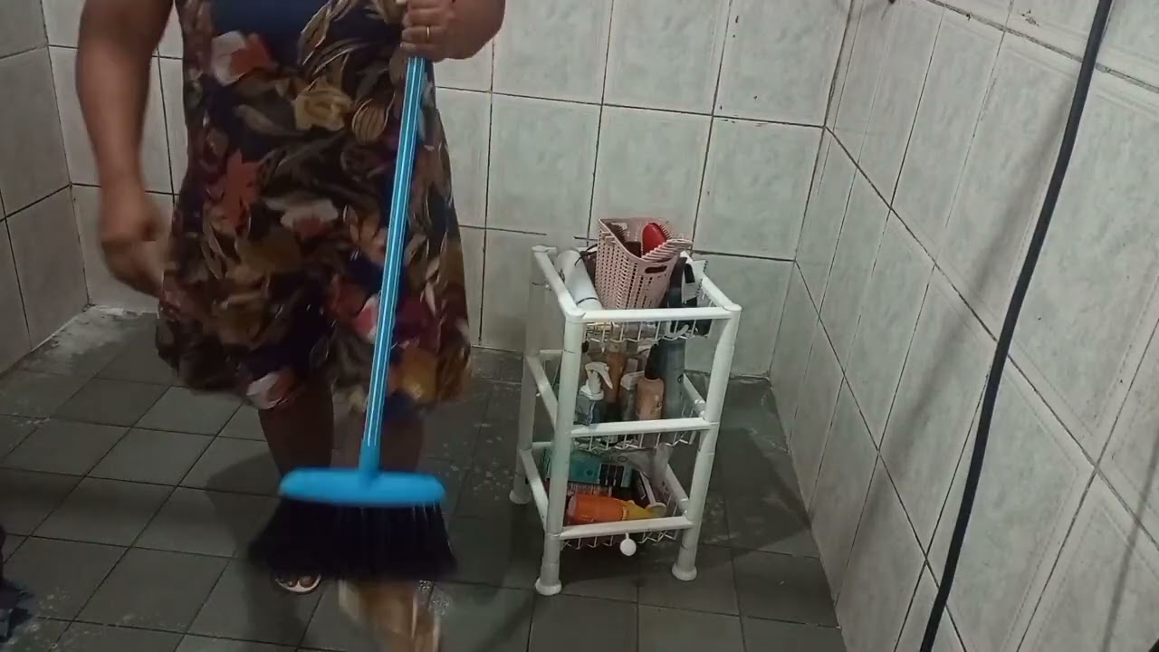 Limpeza no banheiro 🚽🛁🚿🧻