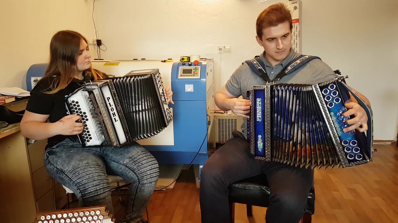Ostal je le spomin- z harmonikami PLOHL