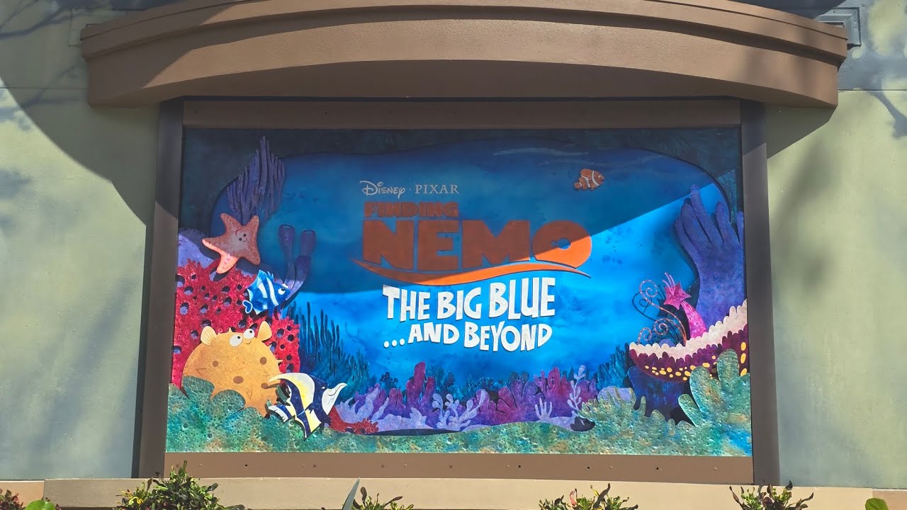 Finding Nemo: The Big Blue and Beyond - Disney's Animal Kingdom - Full Show