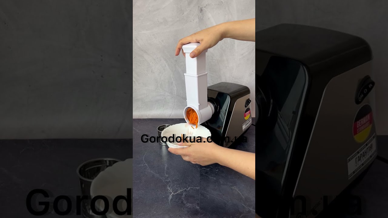 Мясорубка немецкая с шинковками 3000 Ват. Domotec. электро с реверсом домотек