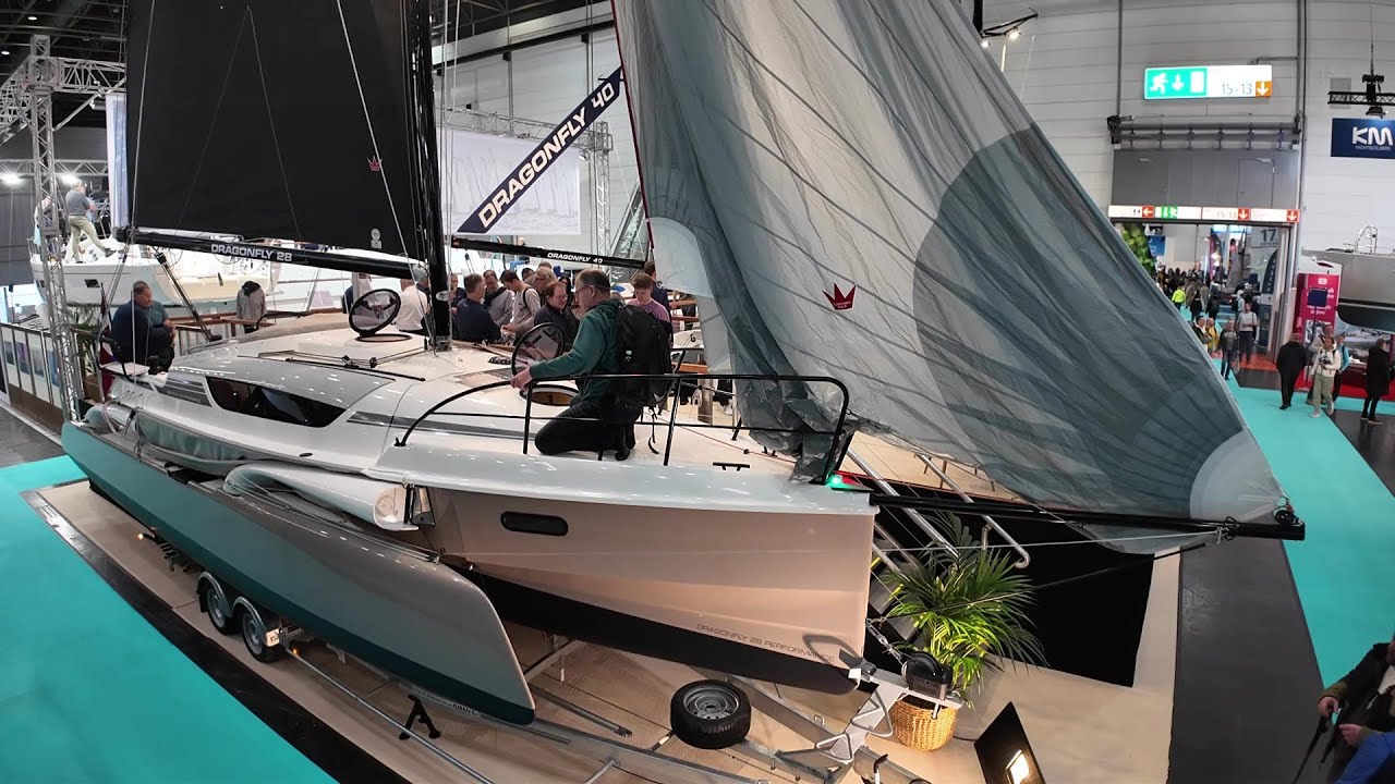 DRAGONFLY 28 PERFORMANCE sailing boat 2025 (250.000€)
