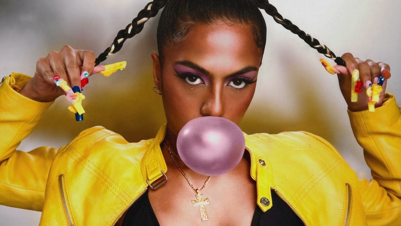 PANIA - PLAYLIST (ROCK DA BOAT) [Official Visualiser]