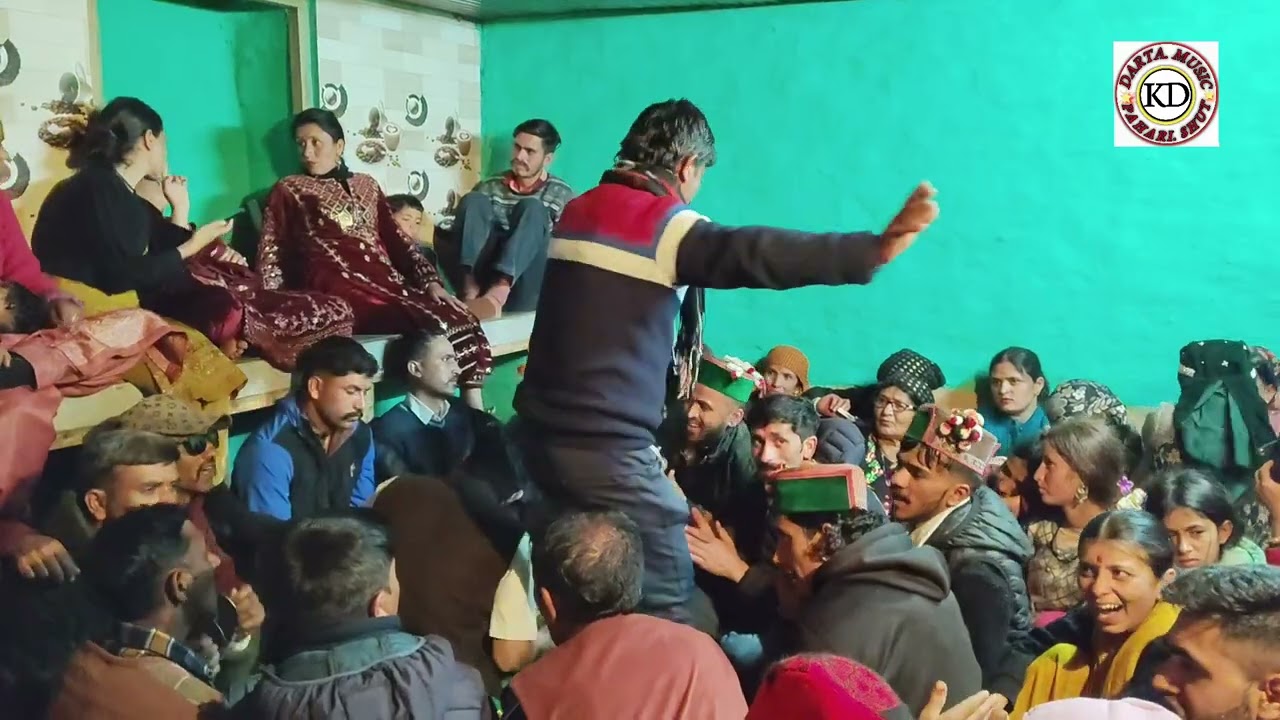 जागरण मोराचधार में लगी पहाड़ी नाटी. G. S. Darta 