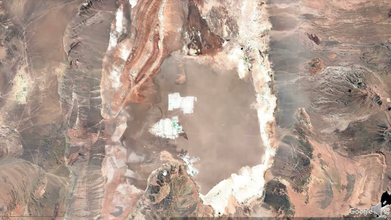 Improving the monitoring of salt flats through Earth observation