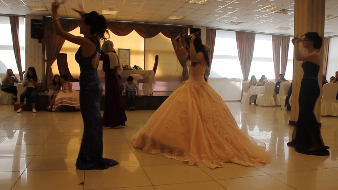 ERİK DALI NİŞAN GÖSTERİSİ