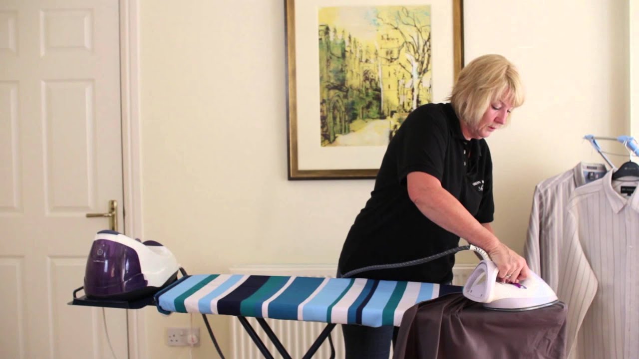 How to iron and fold a fitted sheet